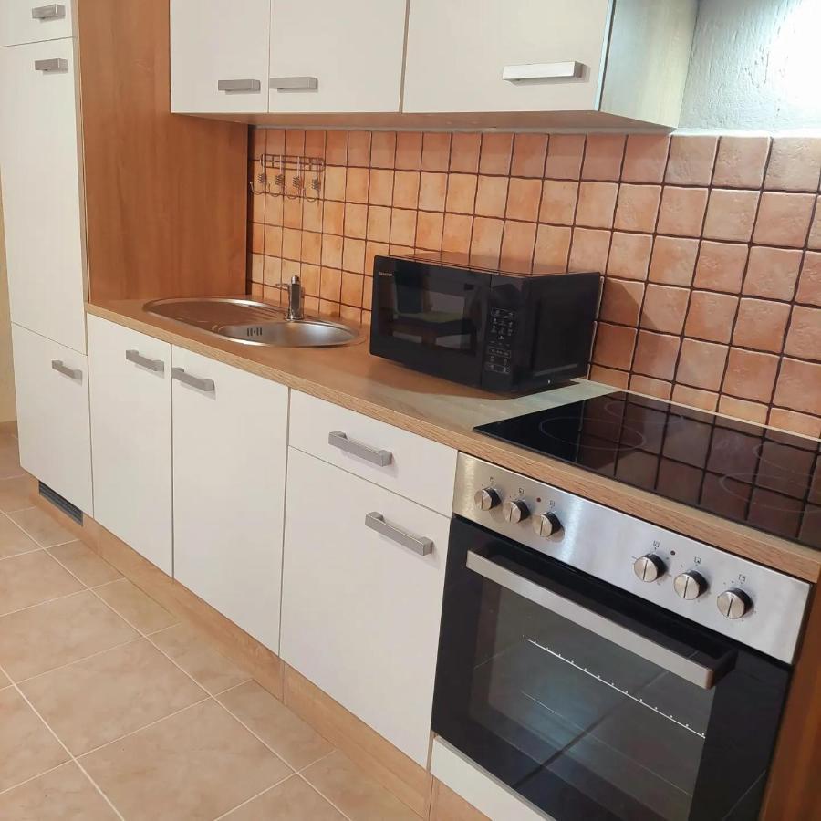Apartman Thea Gomirje Exterior foto