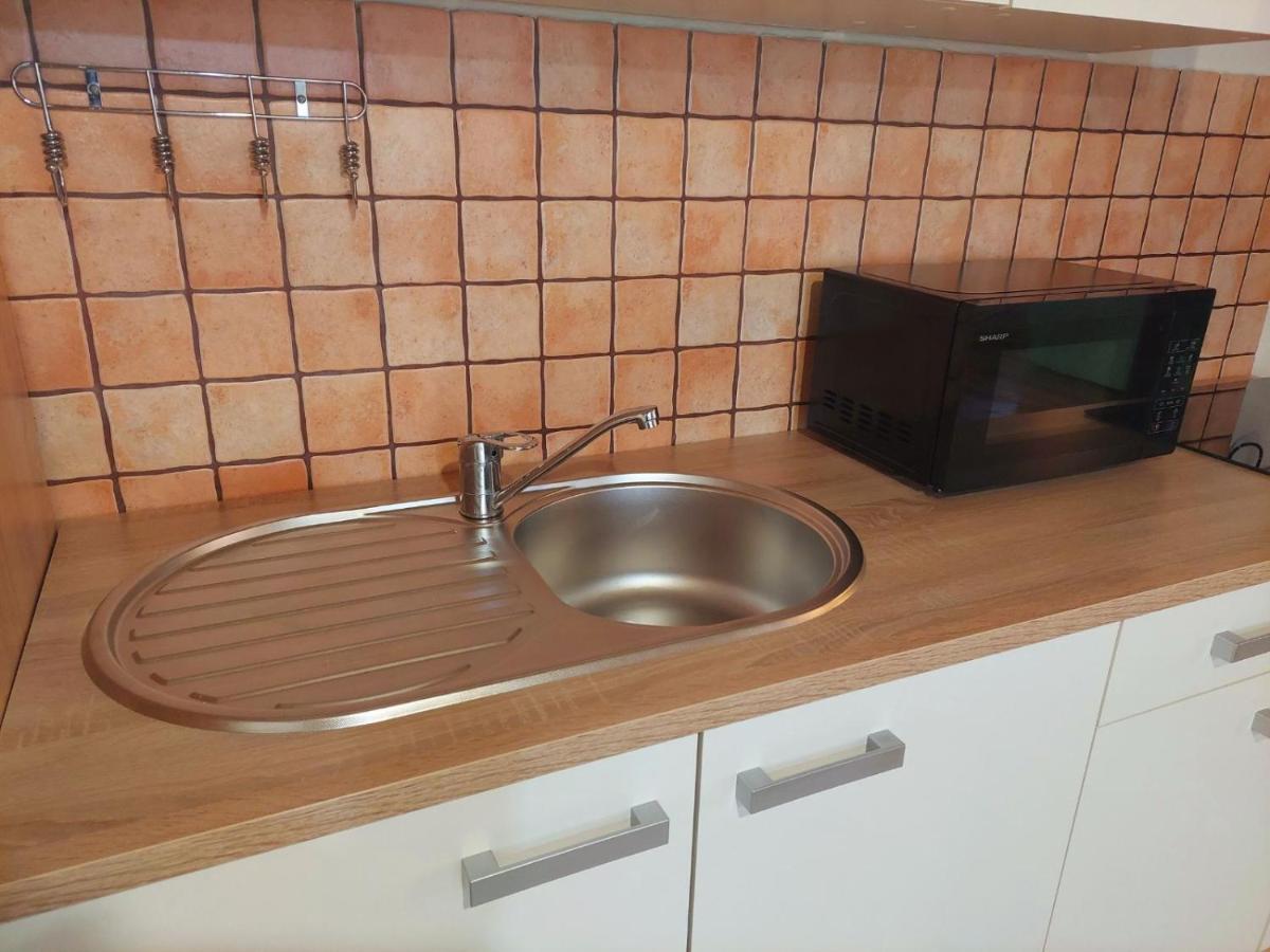 Apartman Thea Gomirje Exterior foto
