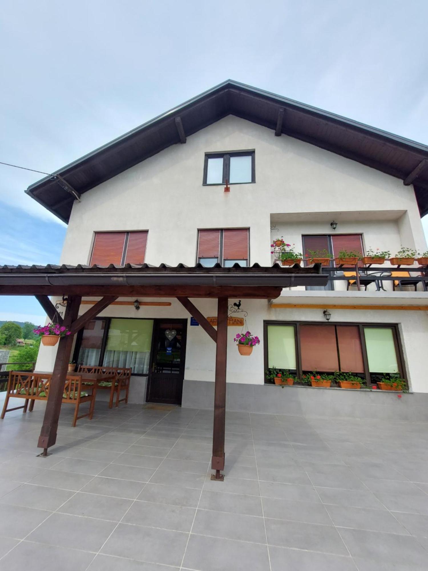 Apartman Thea Gomirje Habitación foto